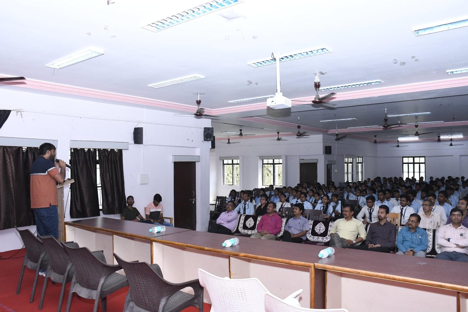 Godavari College of Engineering Jalgaon Extra Curriculars photo 39
